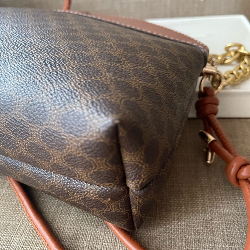 Authentic Celine vintage clutch bag (HK48) - Picture 9 of 15